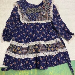 Hollywood needlecraft little girls dress size 4